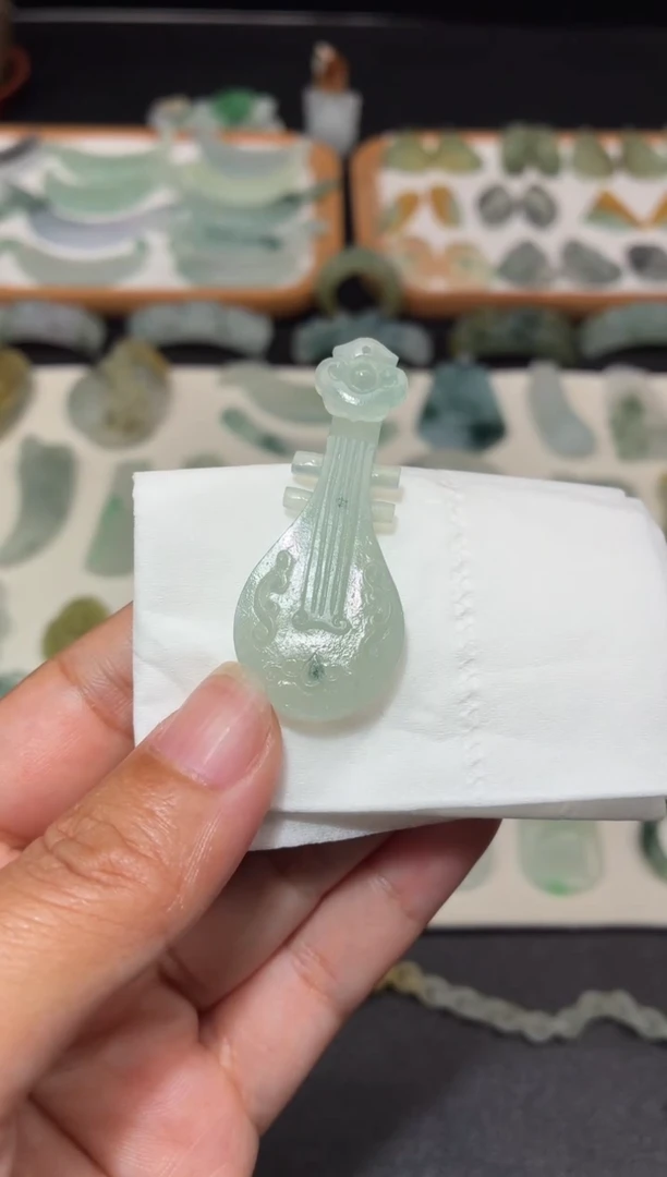 定制翡翠未镶嵌古琴琵琶遇知音