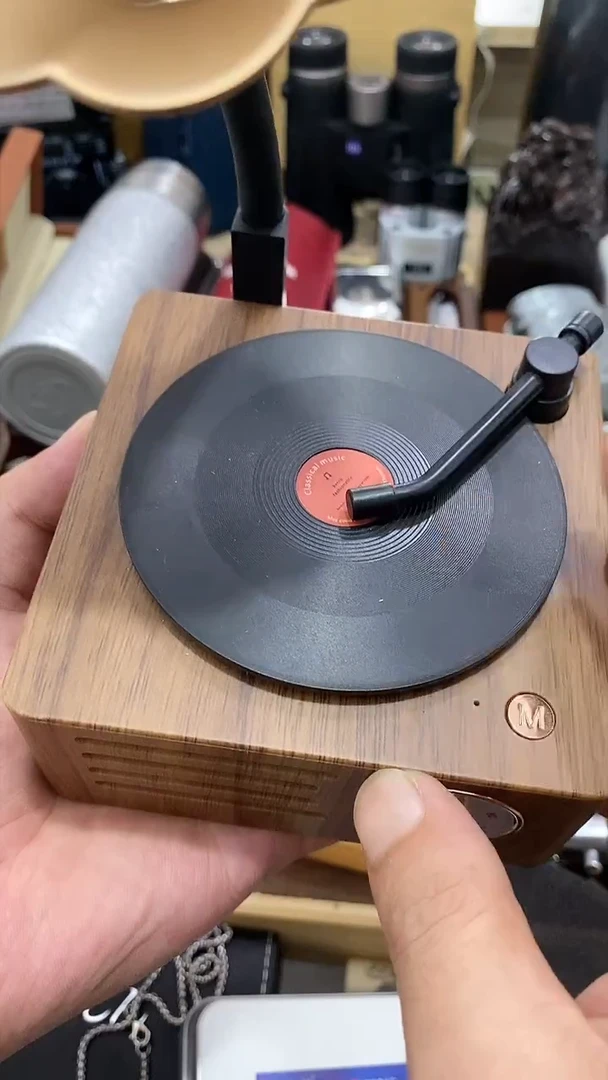 瓷片闪购商品 如图所示