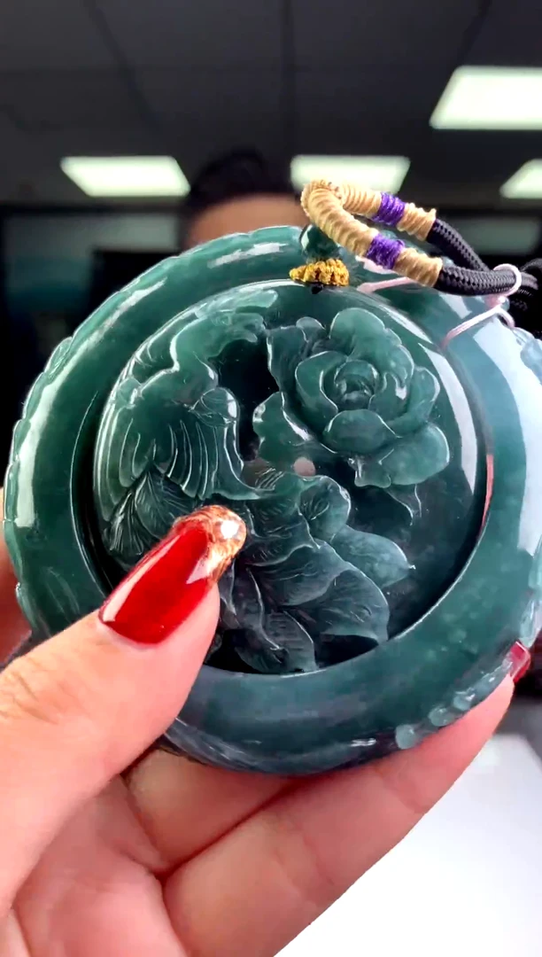 【闪购商品】定制翡翠未镶嵌天然A货翡翠挂件（拍一发一）