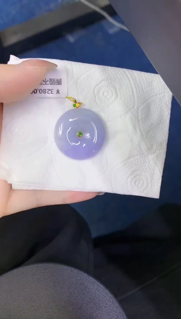 颈饰18K金镶嵌翡翠缅甸天然翡翠A货