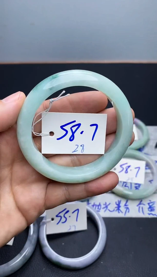 未镶嵌手镯翡翠28