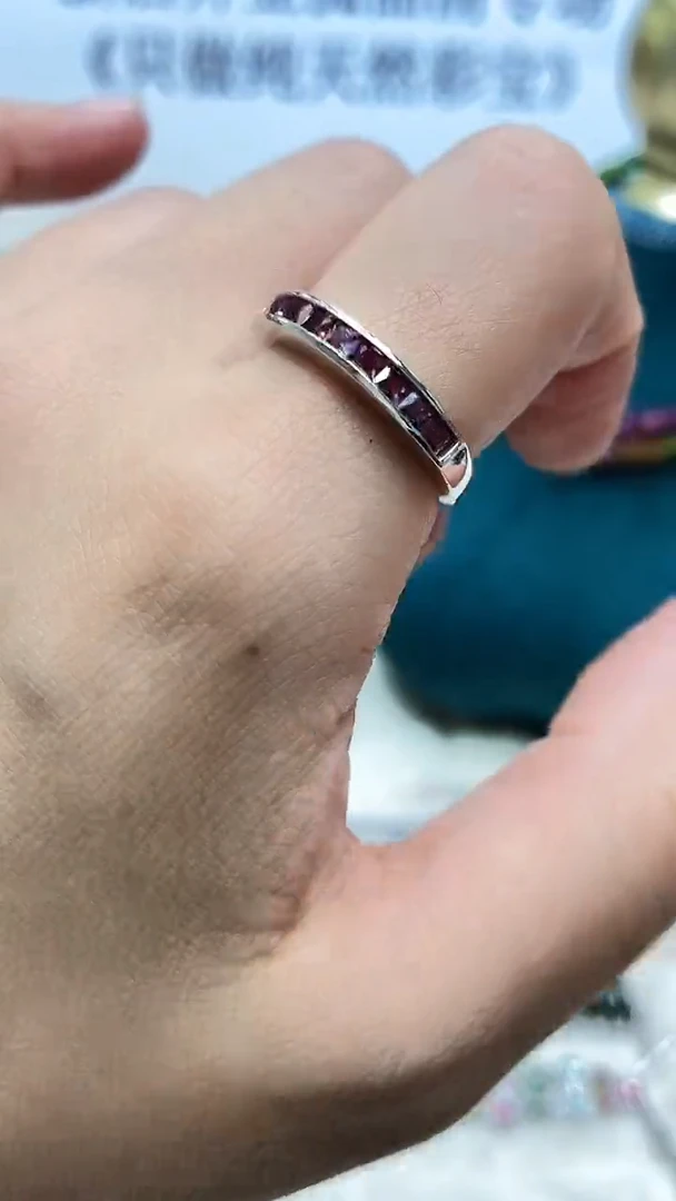 银S925镶嵌戒指石榴石364ZB1129产品一个（多样性）