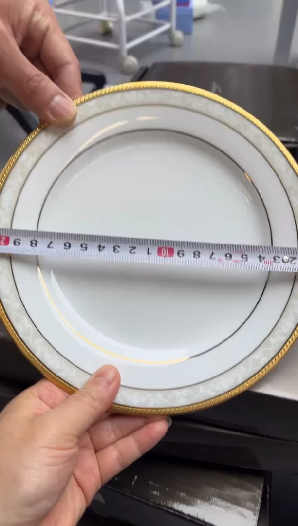 瓷片辰辰家的瓷器真好看