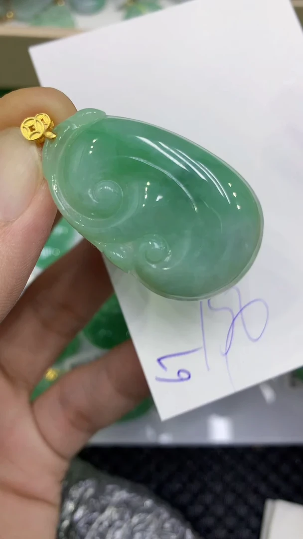 颈饰未镶嵌翡翠缅甸A货翡翠