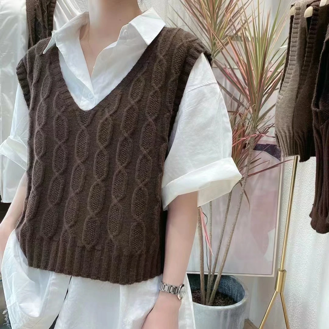 复古麻花无袖马甲女秋春韩系加厚宽松叠穿针织毛衣外搭v领小背心
