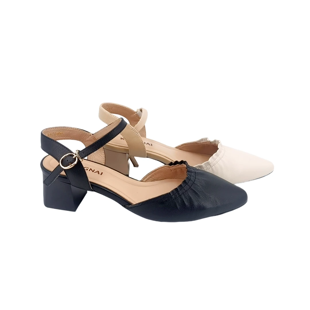 KANGNAI/康奈11134065夏季粗跟尖头真皮时尚休闲舒适百搭女士凉鞋