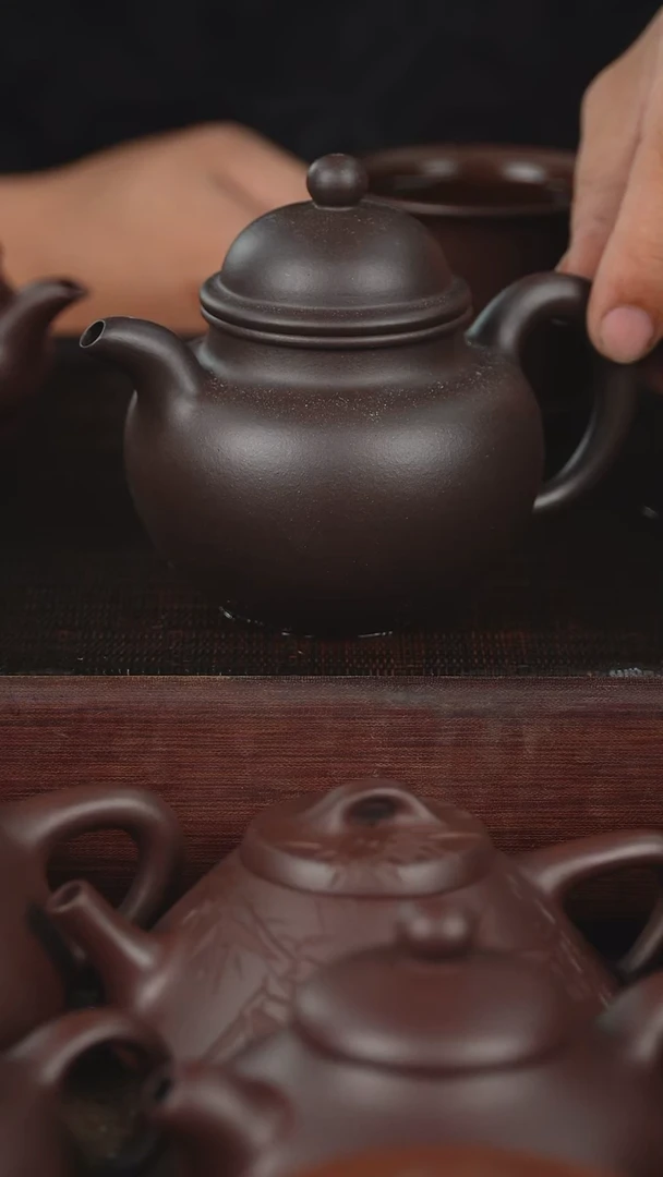 茶壶紫砂210cc深井老紫泥掇球
