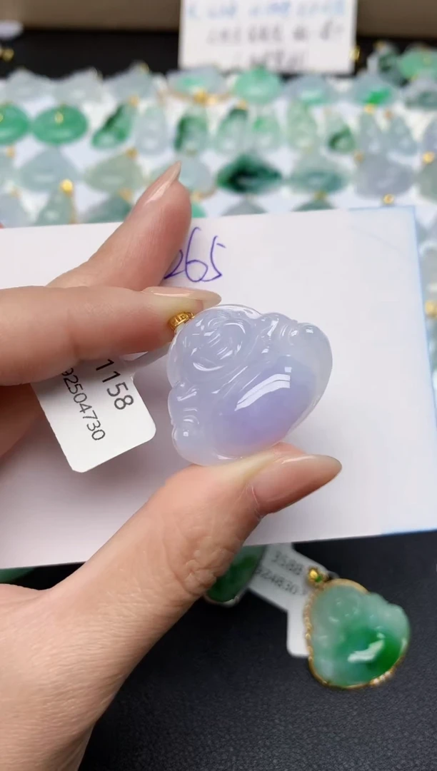 颈饰18K金镶嵌翡翠天然缅甸A货翡翠百元以上9元证书费自理