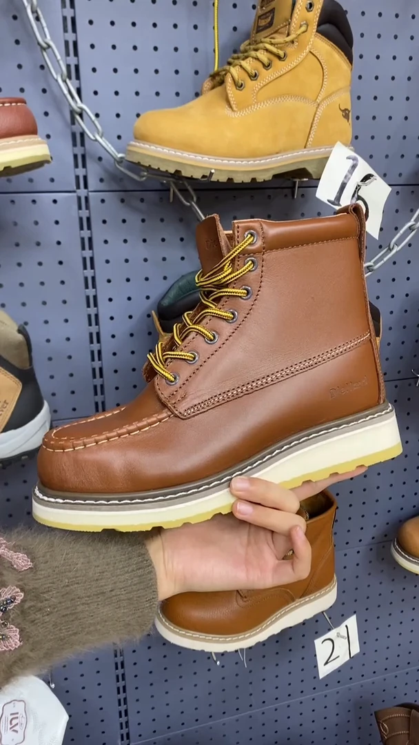 牛皮43码，84992，皮鞋码，7孔 中帮 工装靴 默认瑕疵 ，带钢头