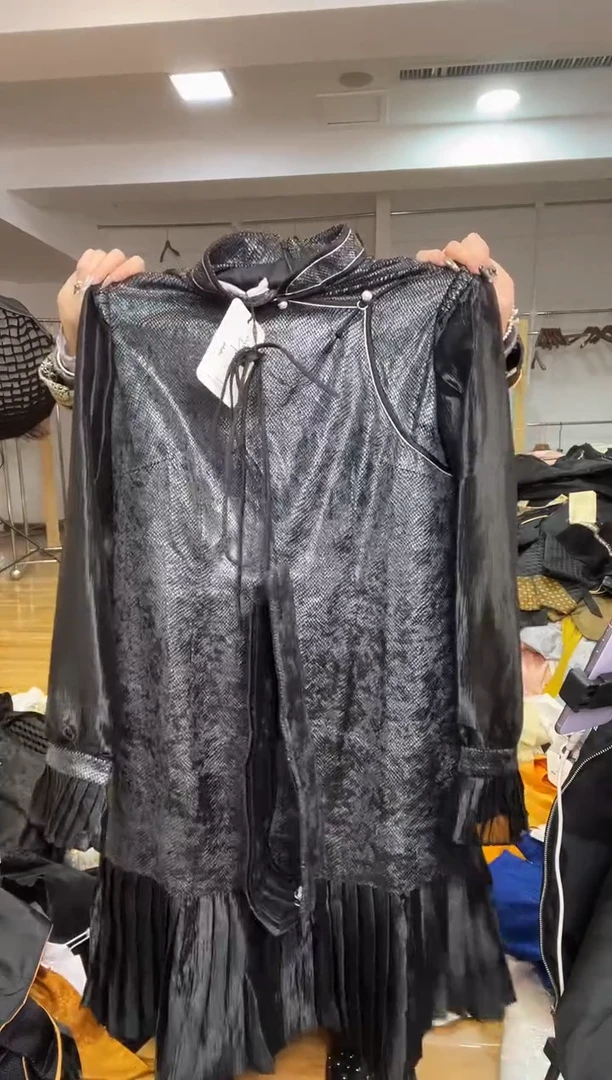 2XL码    125-135斤    裙子