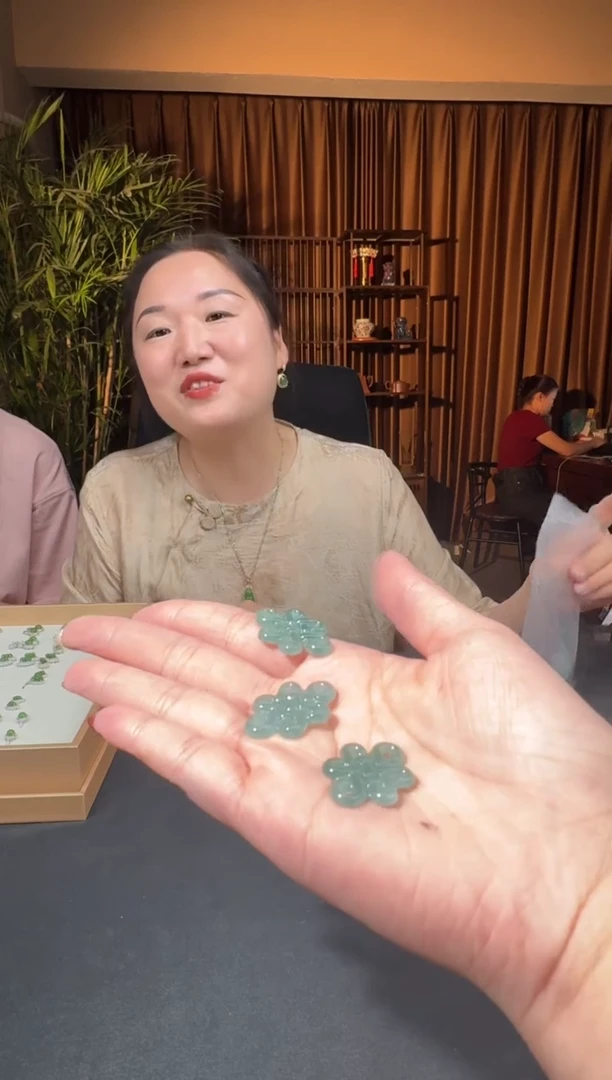 翡翠未镶嵌颈饰100赵姐6.5多样性拍一发一