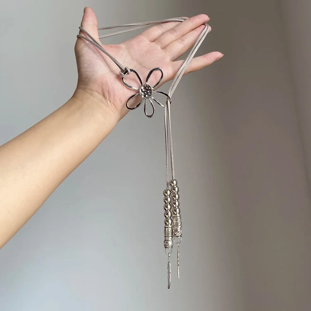 非金属皮质项链 复古镂空花朵树叶项链时尚小众高级感百搭毛衣链