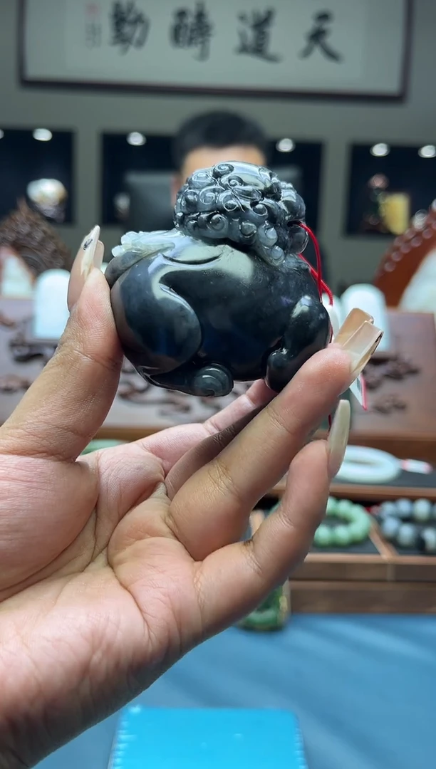 未镶嵌和田玉把件qh