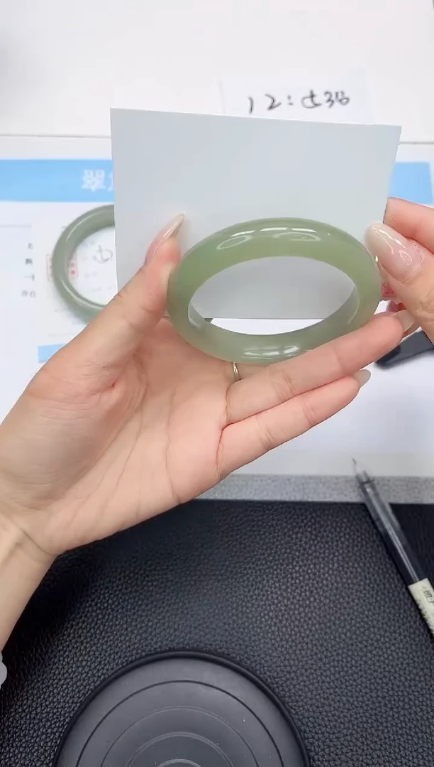 石英质玉手镯未镶嵌a70-56.2