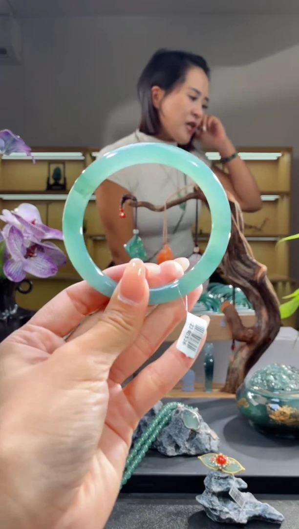 未镶嵌手镯翡翠58圈