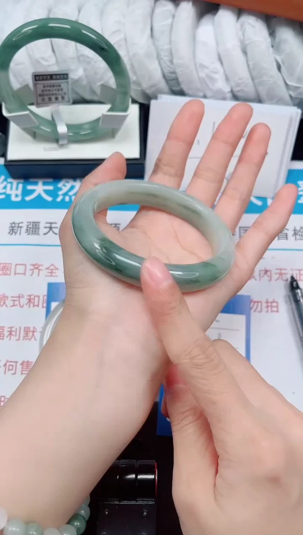 未镶嵌手镯石英质玉172-59/60