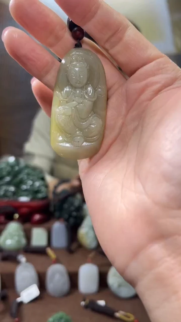 颈饰未镶嵌和田玉·