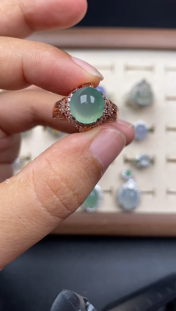 定制翡翠未镶嵌8658568568