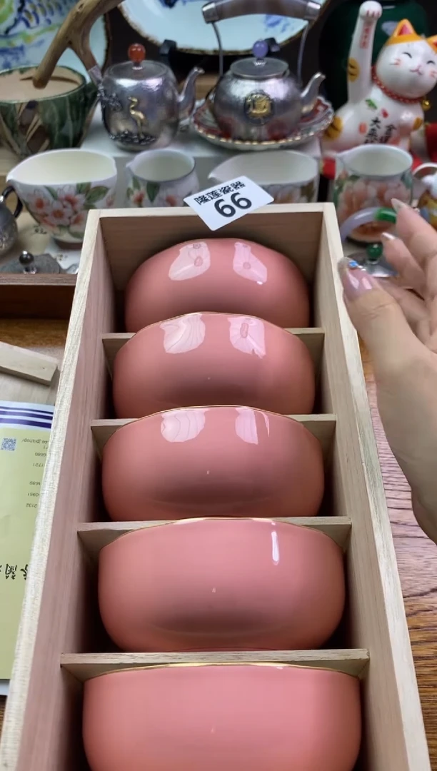 【闪购商品】瓷片隆莲瓷器欢迎大家