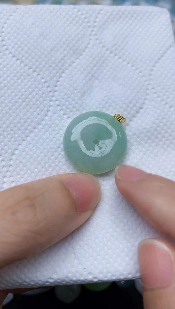 翡翠18K金镶嵌颈饰天然缅甸A货翡翠