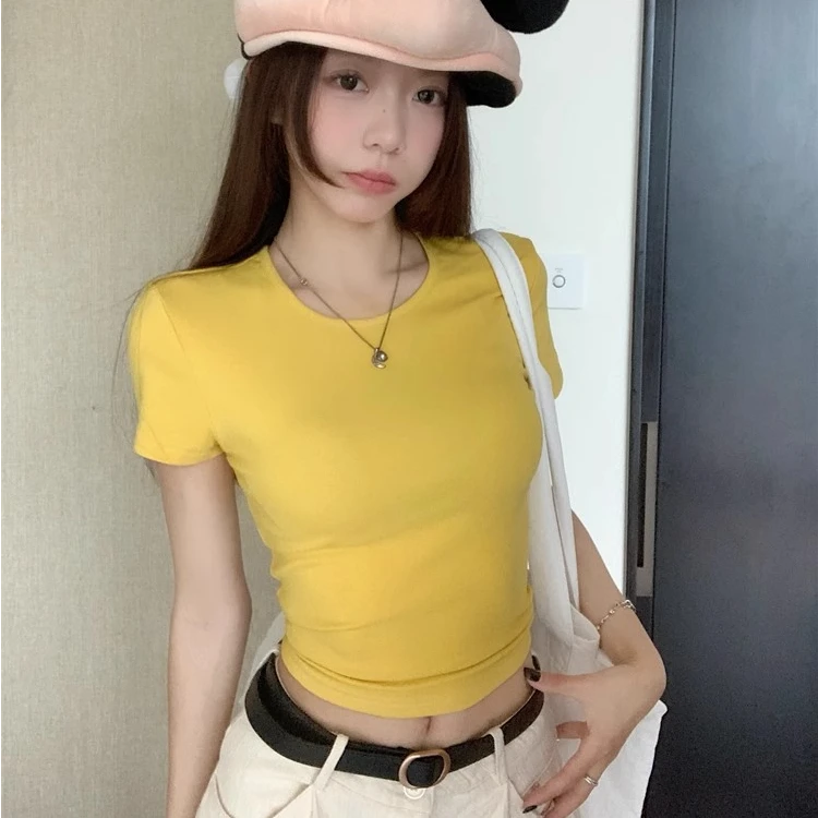 韩系黄色正肩短袖T恤女夏季设计感ins紧身显瘦短款辣妹基础款上衣