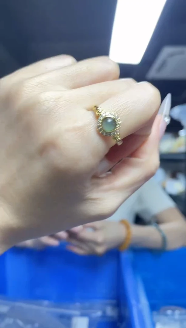 翡翠戒指未镶嵌（多样性发一件）