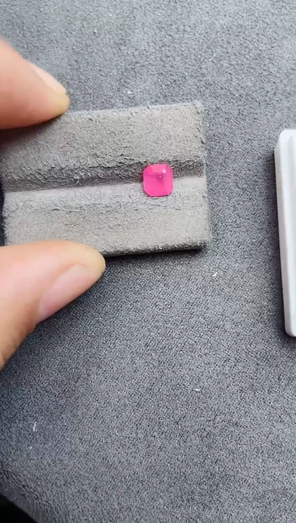 裸石尖晶石马亨盖1.21ct