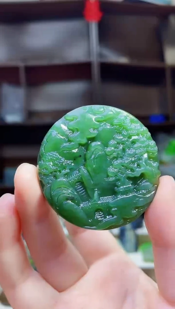 和田玉未镶嵌颈饰1