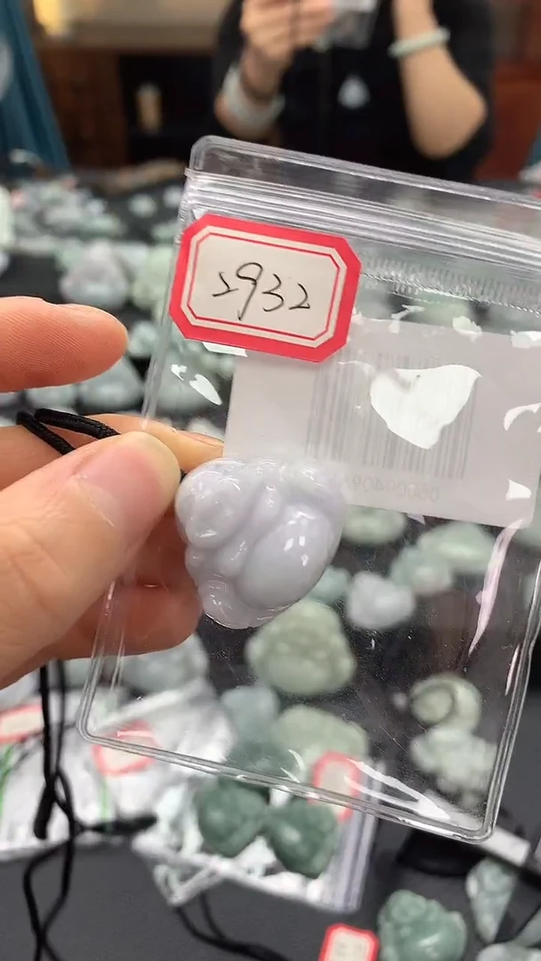 颈饰未镶嵌翡翠佛公2932