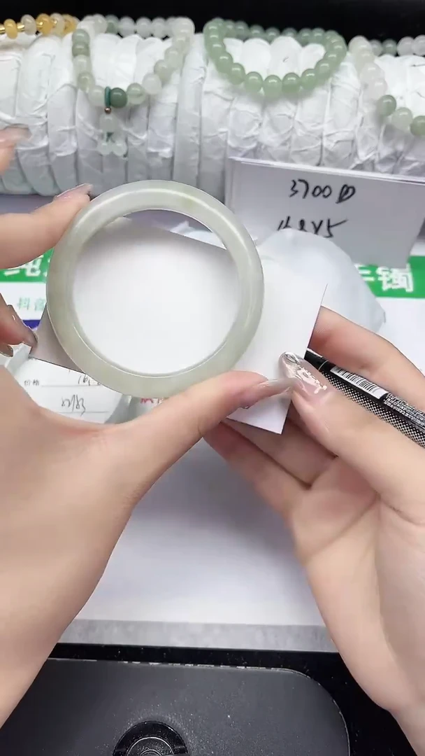 未镶嵌手镯石英质玉110-53/54