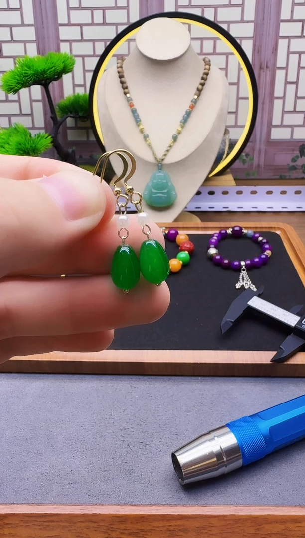 14K金镶嵌翡翠耳饰E216