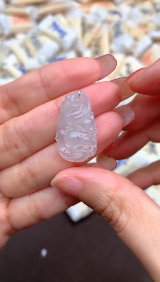 翡翠挂件未镶嵌一