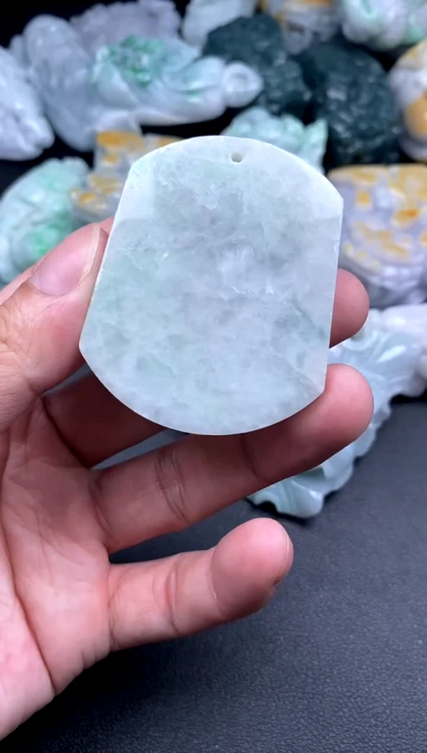 吊坠(不含链)未镶嵌翡翠1