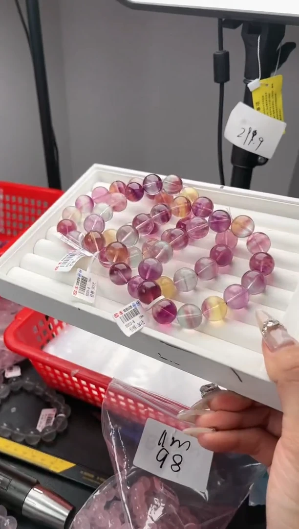 【闪购商品】萤石手链未镶嵌多样性发一彩萤石15m+