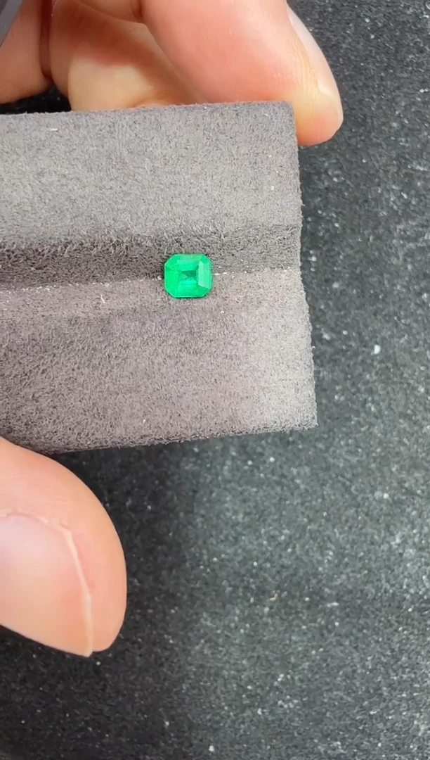 未镶嵌定制定制祖母绿天然0.43克拉沃顿绿
