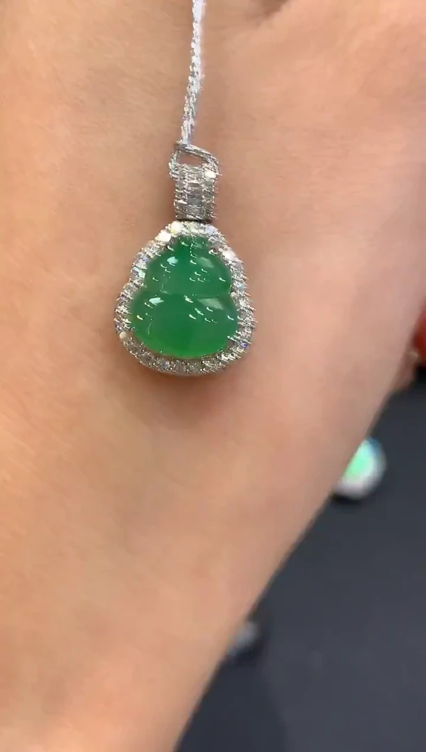 吊坠(不含链)18K金镶嵌翡翠a195