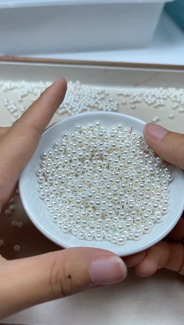 未镶嵌拼合珍珠（马贝珠）散珠B779 白贝珠4mm50个9.9元