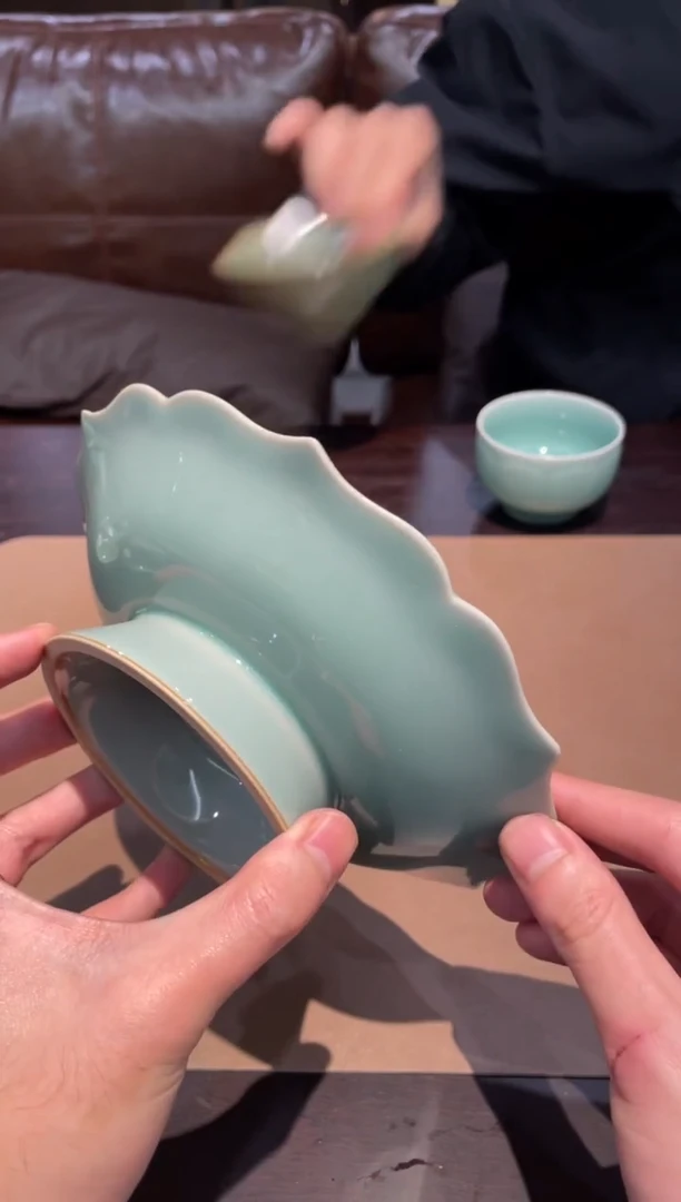 30窑承青瓷高足盘