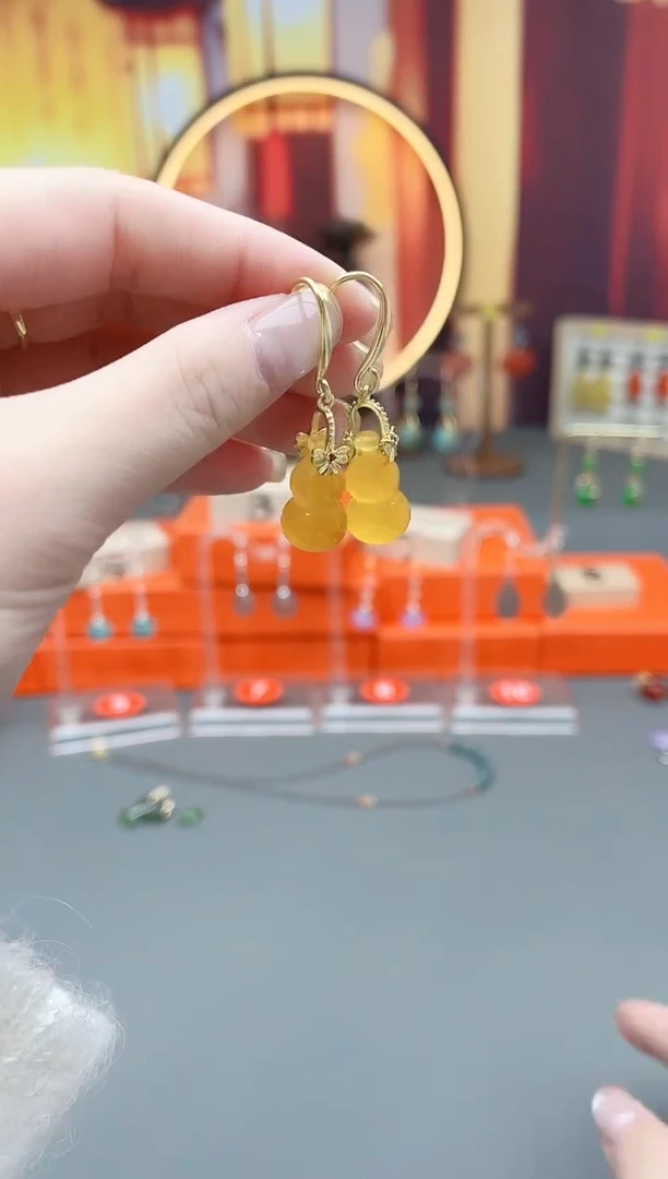 未镶嵌耳钉玛瑙/玉髓333