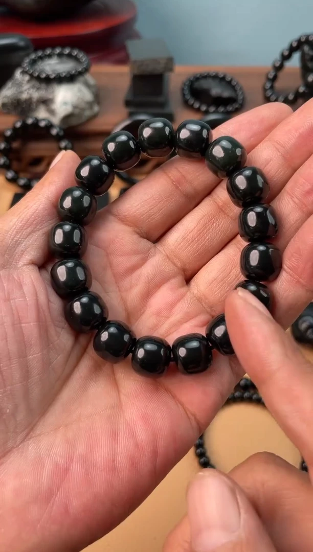 未镶嵌手链和田玉塔青卡13