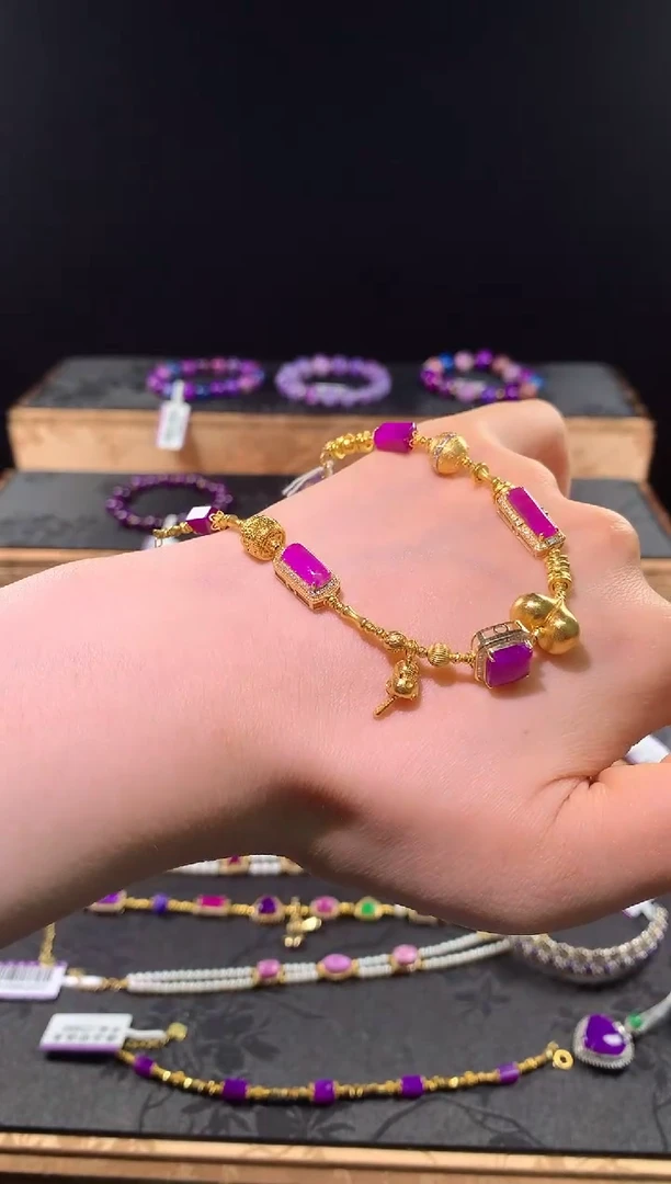 苏纪石（舒俱来）18K金镶嵌，小*帆手链