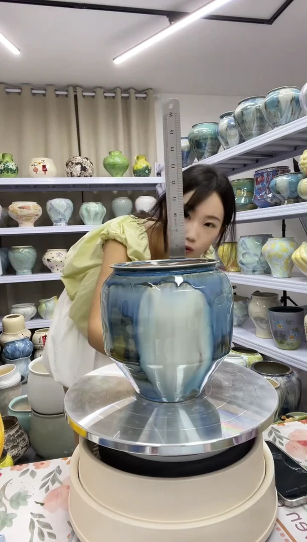 【     8.28     陶瓷花盆     】
