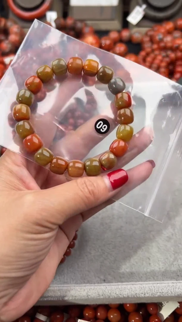 未镶嵌手串南红玛瑙10+