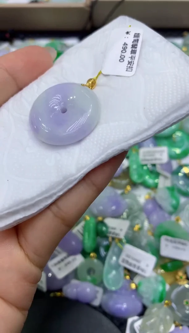 颈饰未镶嵌翡翠天然缅甸A货翡翠