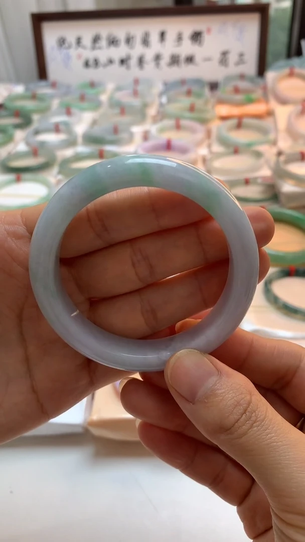 未镶嵌手镯翡翠54.8春彩
