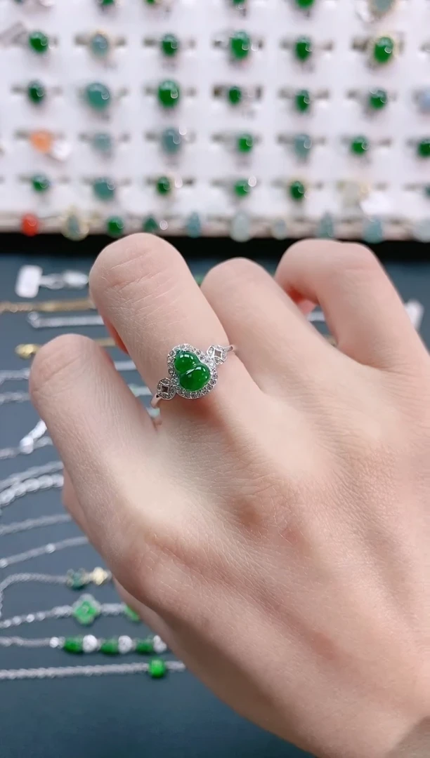 【闪购商品】翡翠戒指银S925镶嵌天然翡翠