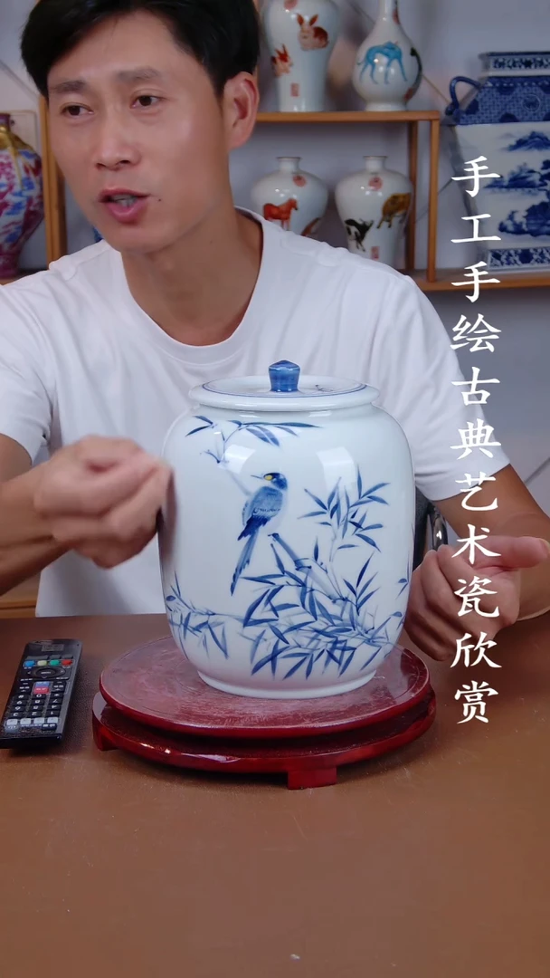 摆件景德镇手工手绘陶瓷摆件