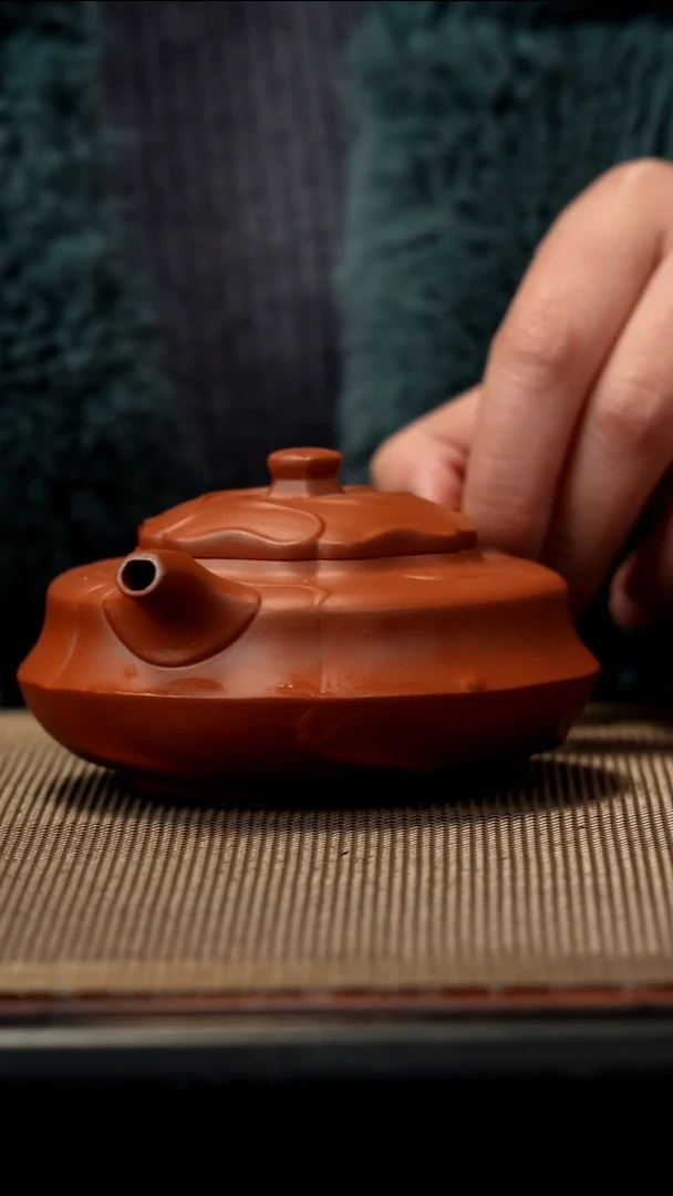 紫砂茶盏生砂朱泥/风隐居士160微瑕