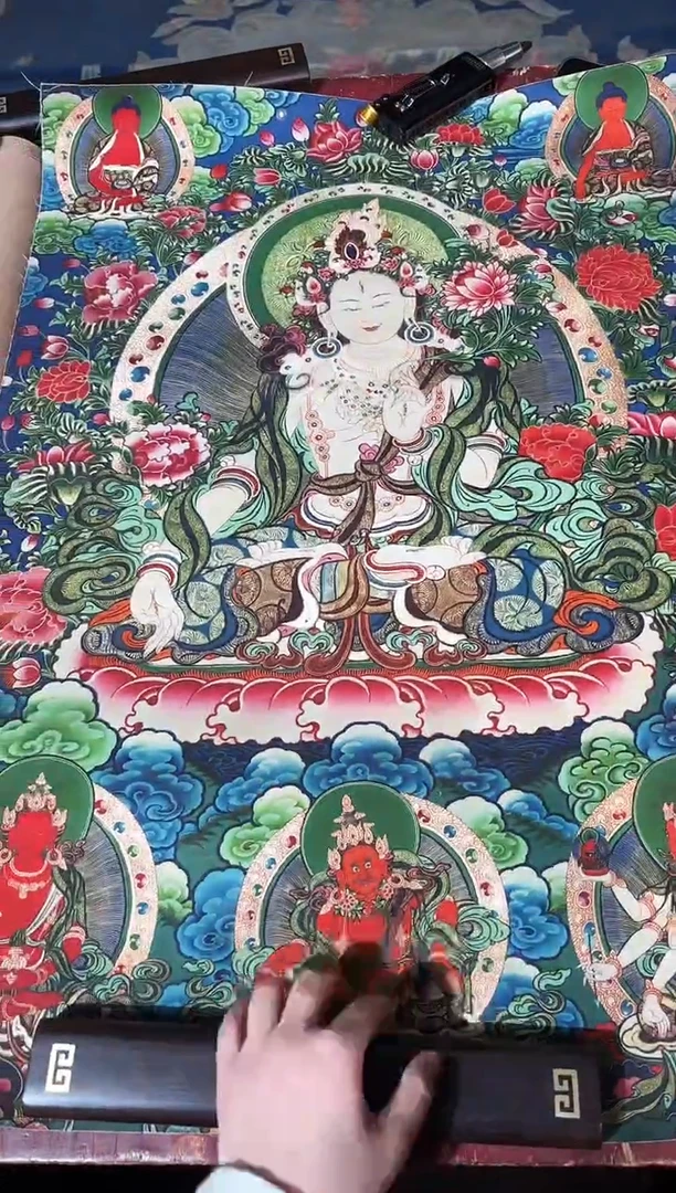 卷轴画龙妹的唐卡tk16058