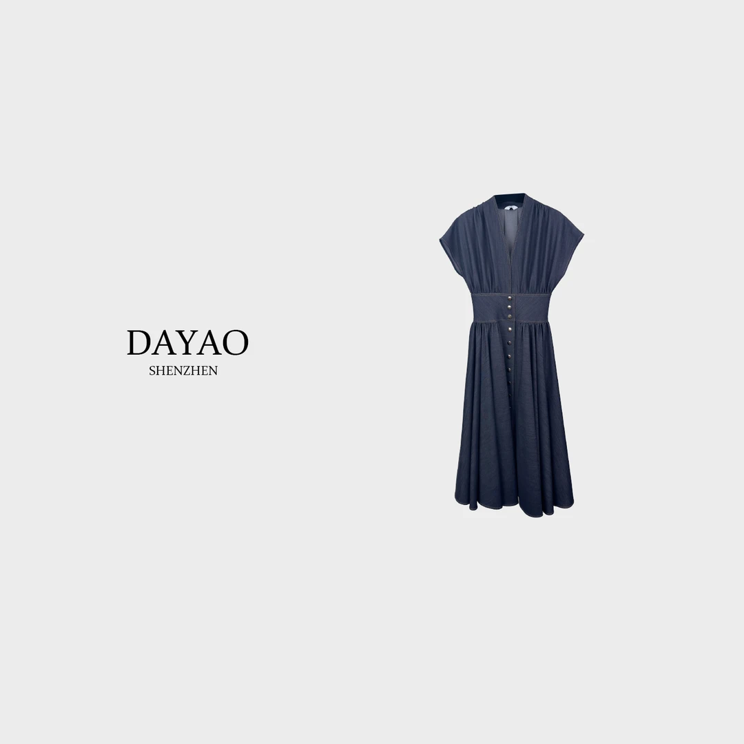 「DAYAO」24s新款时尚名媛百搭牛仔褶皱连衣裙青奢高端女装WY24524